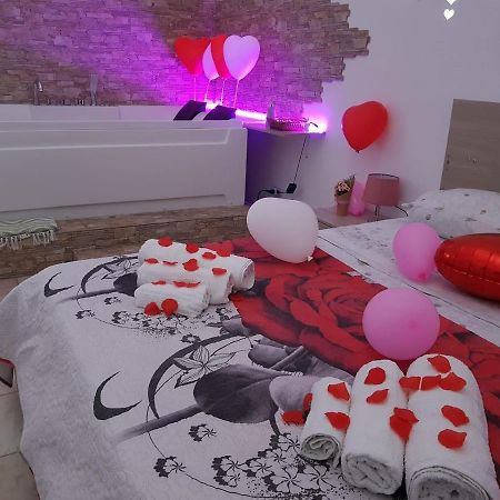 Leo&Italy'S House Bed & Breakfast Taranto Bagian luar foto